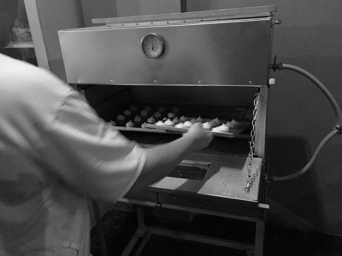Loyang kue sus masuk oven